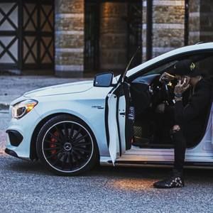 Meet your Posher, Aaron